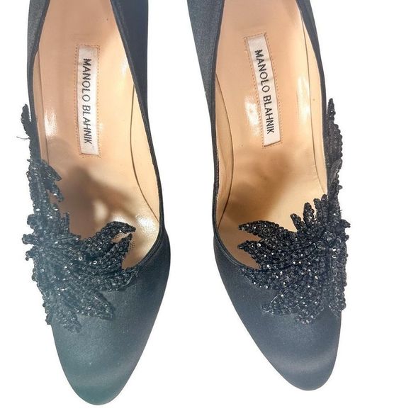 Manolo Blahnik Black Satin Swan Pumps EU 39.5 US 9.5 - Picture 3 of 12